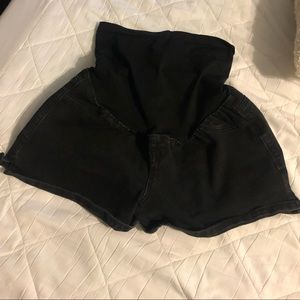 Maternity shorts